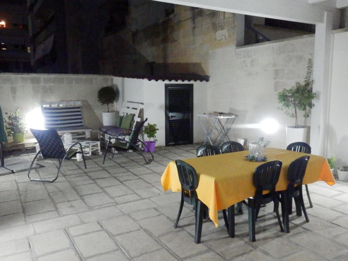 Casa Lauretta - Terrazza - Garage Wifi E Bici Gratuite